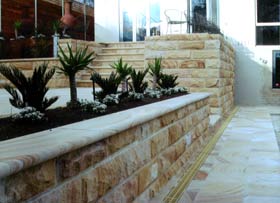 Hawthorn Landscaping
